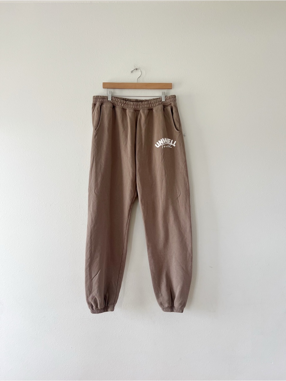 CALL HER DADDY | Unwell Tour Joggers in Tan | XL